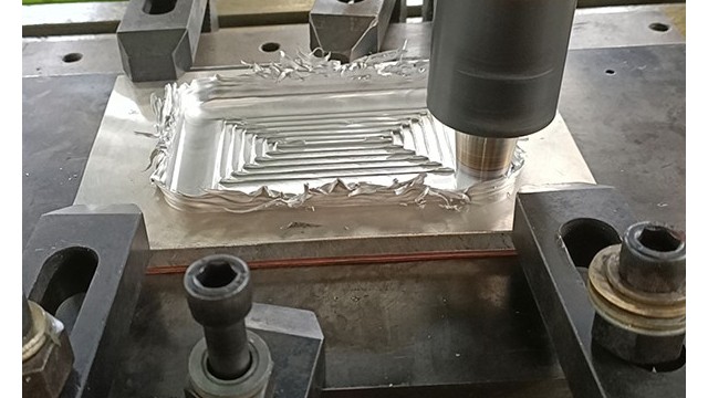 鋁型材摩擦焊接是怎么瞬間停了的？-科鼎數控